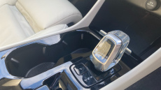 Volvo XC40 2.0 B4P Ultimate Dark 5dr Auto Petrol Estate